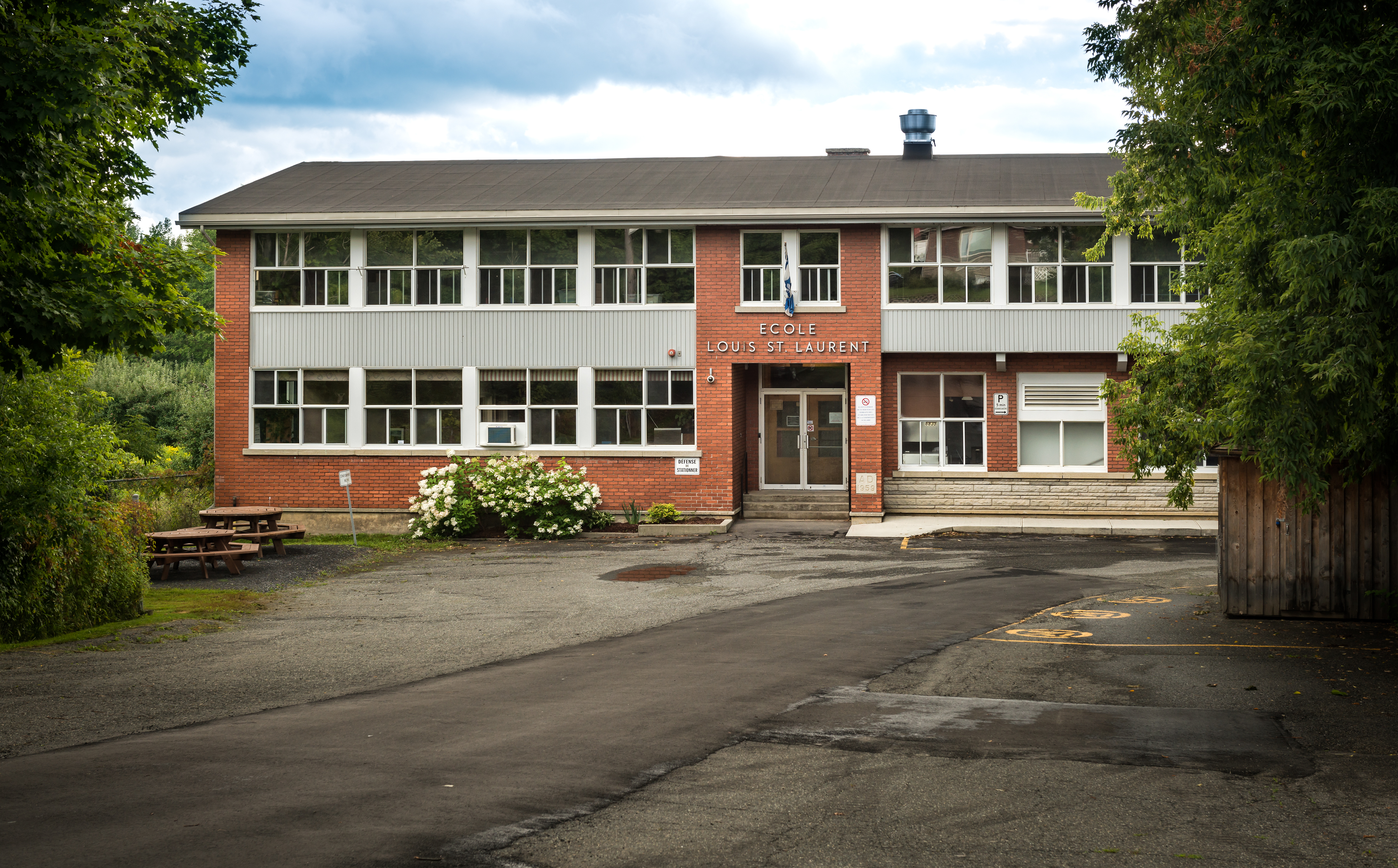 école primaire, elementary school